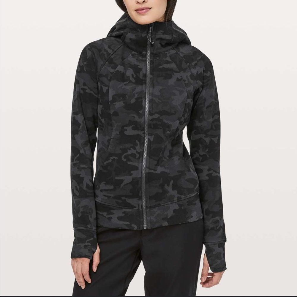 Lululemon Size 8 Navy Blue Camouflage Scuba Hoodie